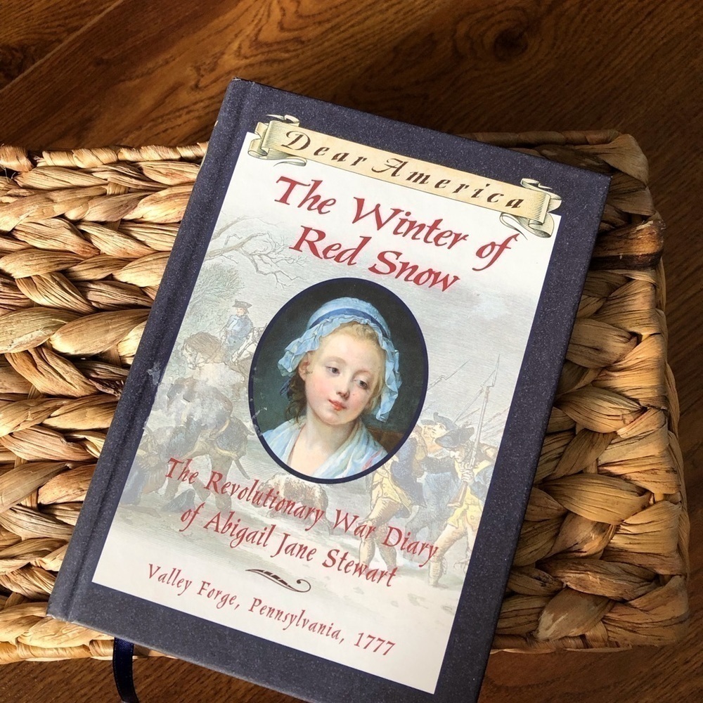 Dear America: The Winter of Red Snow: The Revolutionary War Diary of Abigail J.
